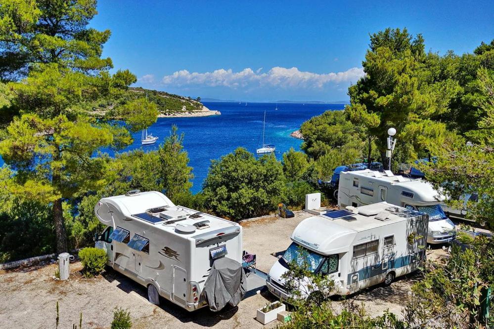 Kamp Vira Mobile Homes Hvar Town Exterior foto